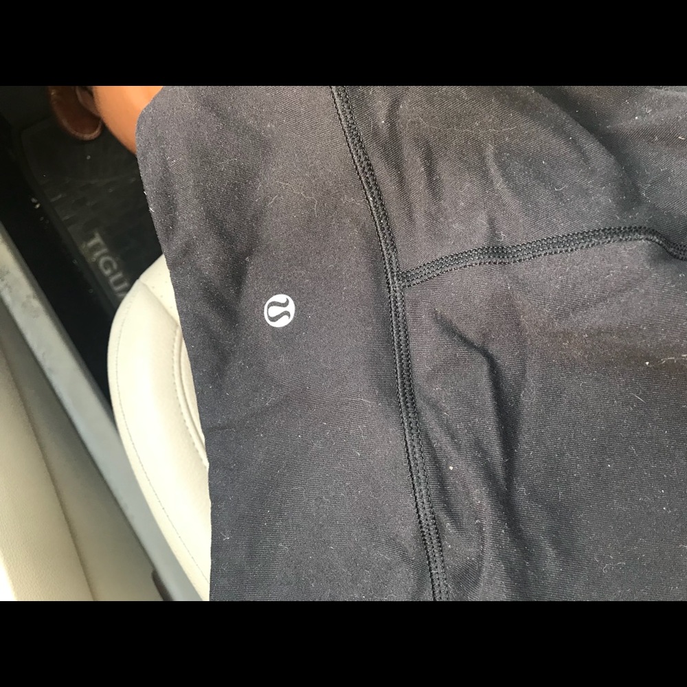 Lulu lemon black leggings full length 4 like new